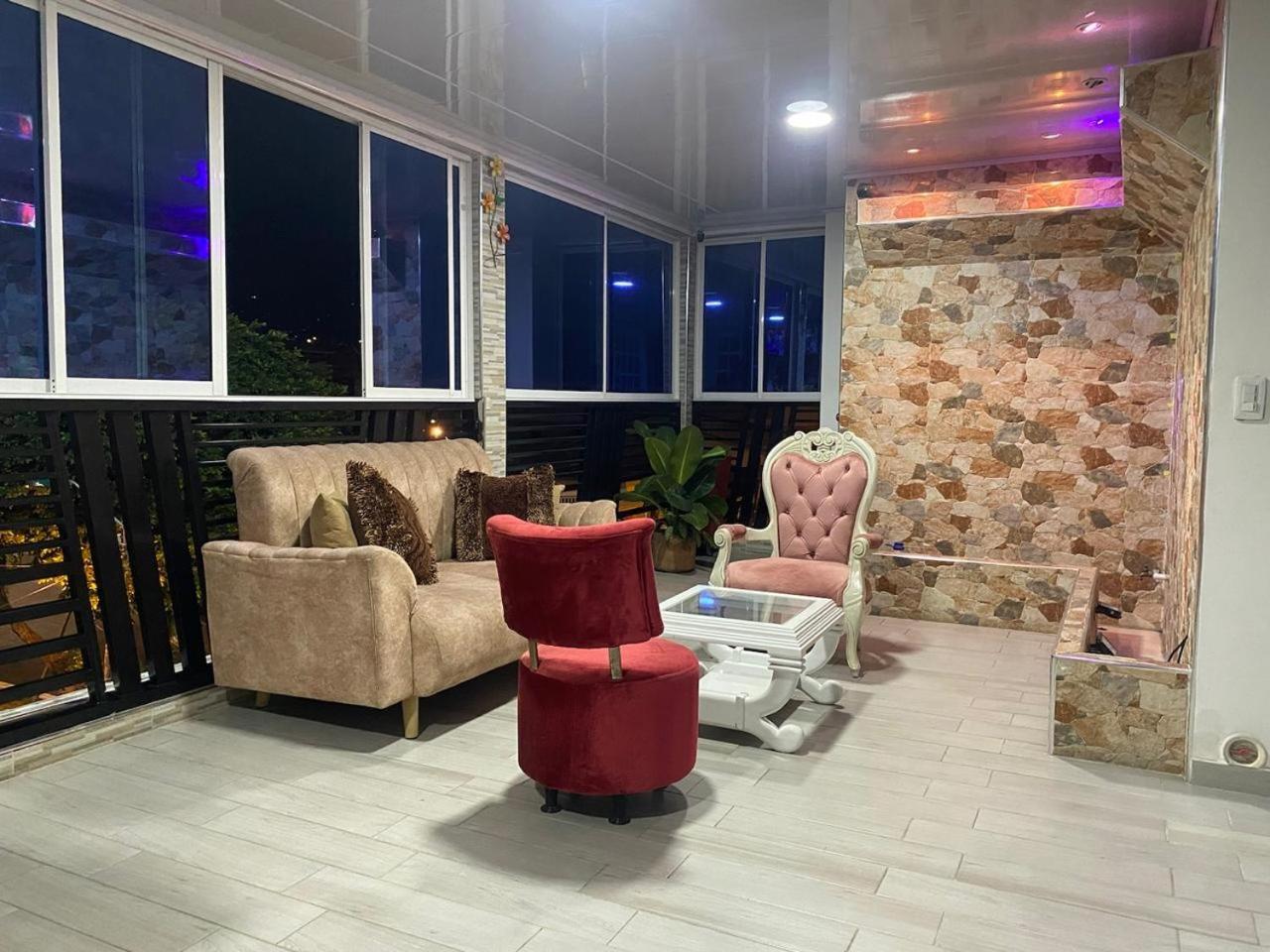 קאלי Hotel Alameda Plaza מראה חיצוני תמונה